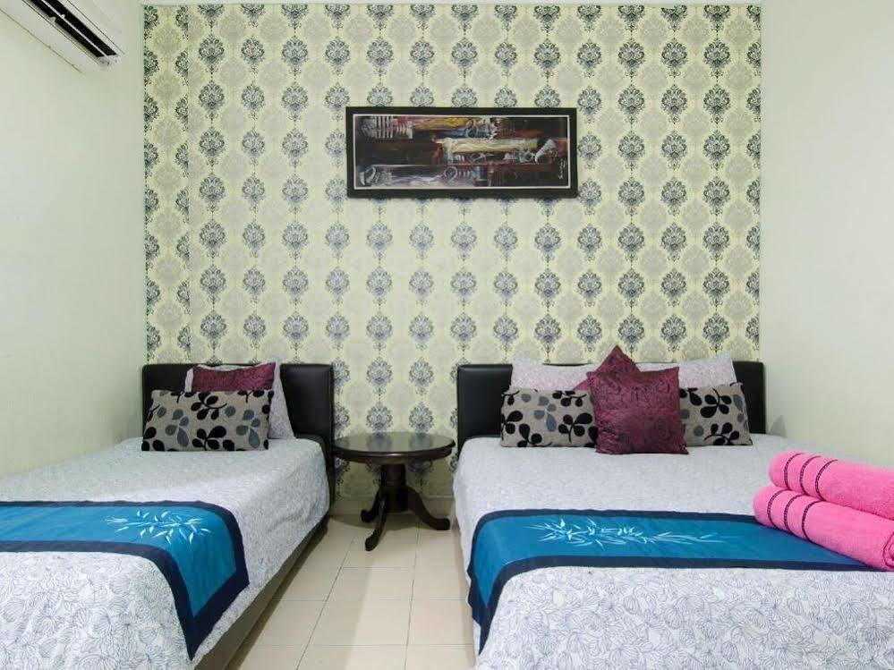 Cosy Inn Kuah Exterior foto